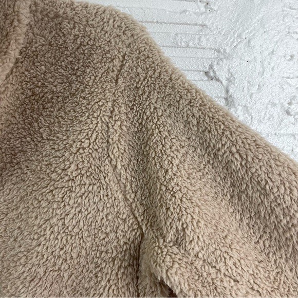 Calvin Klein Tan Zip Front Faux Fur Sherpa Teddy Jacket Gold Details Size M - Picture 4 of 15